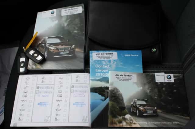 BMW X1 (2010) thumbnail 4