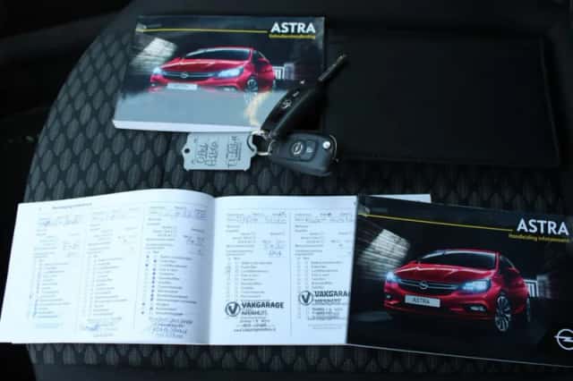 Opel Astra (2018) thumbnail 4