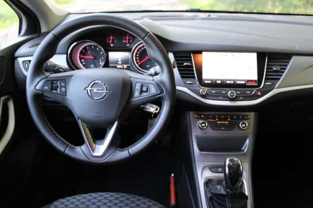 Opel Astra (2018) thumbnail 6