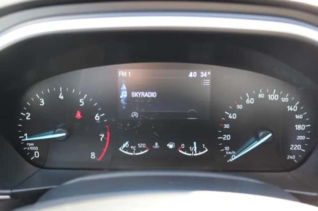 Ford Focus (2022) thumbnail 6