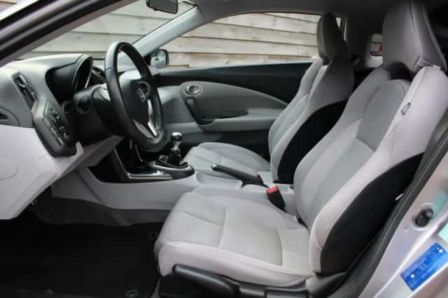 Honda CR-Z (2011) thumbnail 6