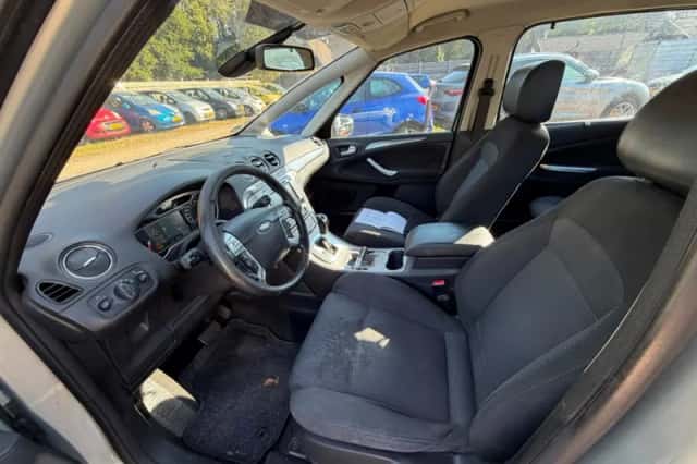Ford S-Max (2009) thumbnail 6