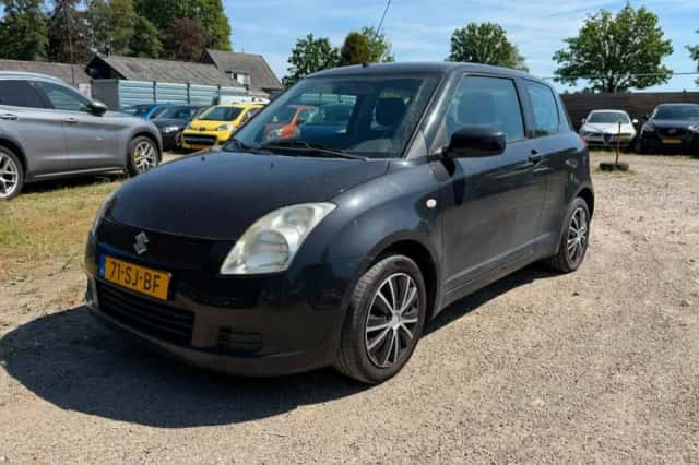 Suzuki Swift (2006) thumbnail 1