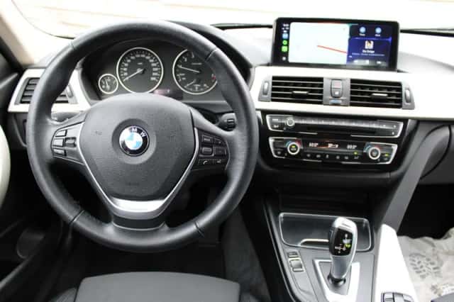 BMW 3-Serie (2015) thumbnail 6