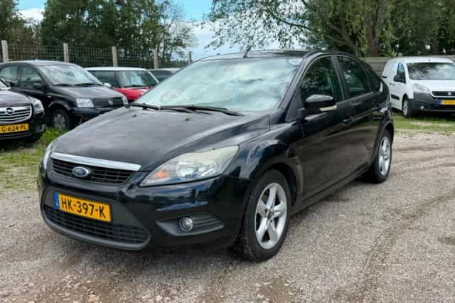 Ford Focus (2010) thumbnail 1