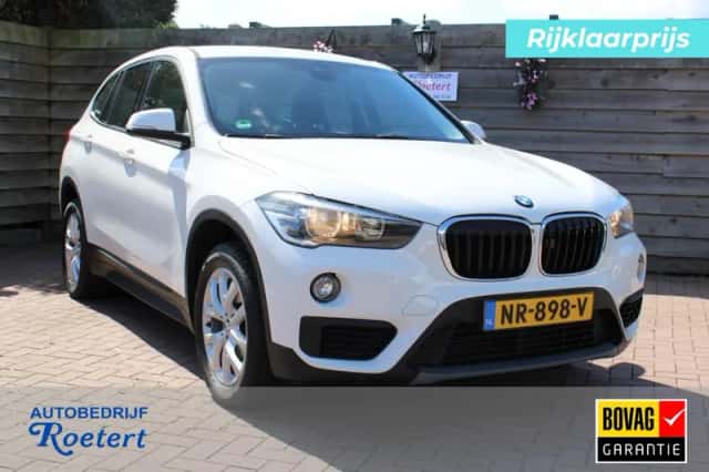 BMW X1 (2016) thumbnail 1