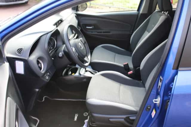 Toyota Yaris (2018) thumbnail 6