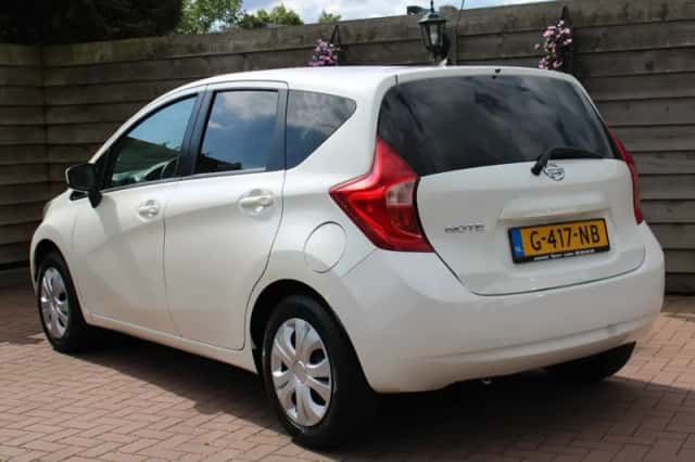 Nissan Note (2016) thumbnail 2