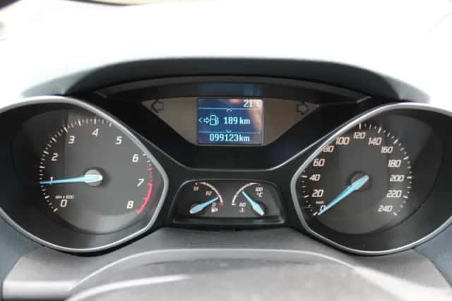 Ford C-Max (2012) thumbnail 6