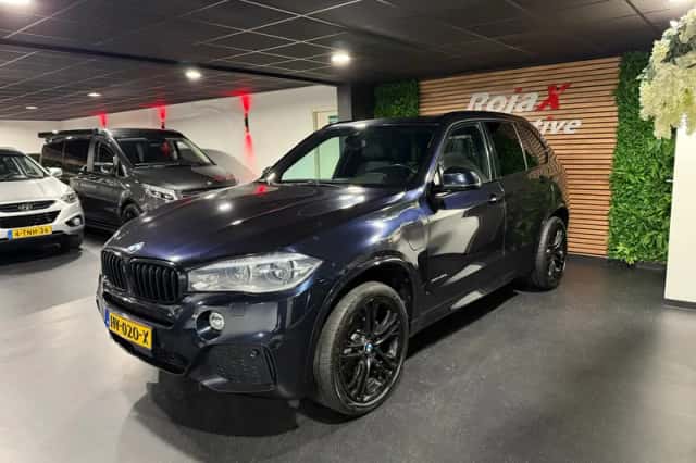 BMW X5 (2015) thumbnail 3
