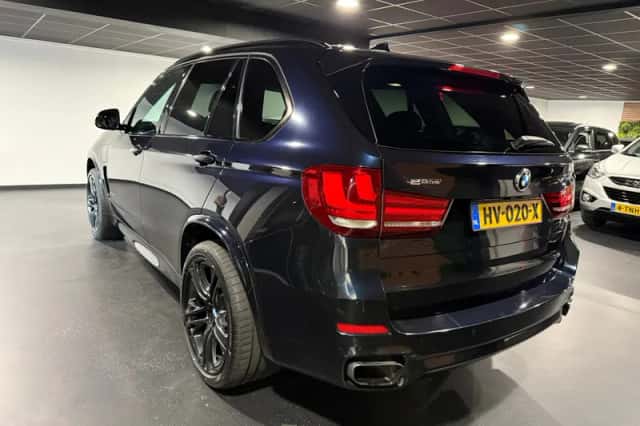 BMW X5 (2015) thumbnail 5