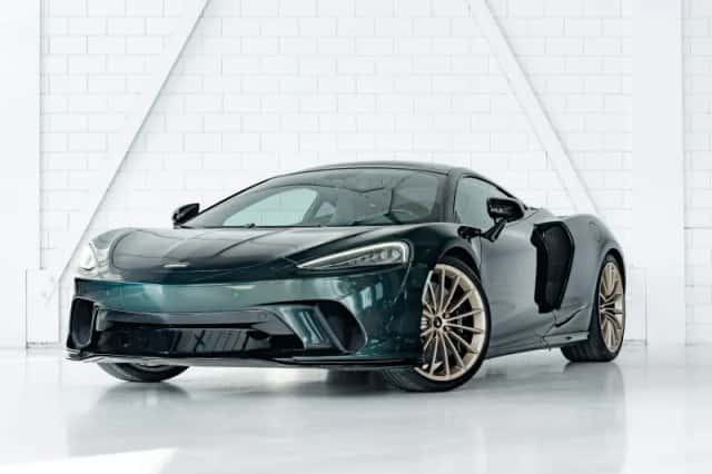 McLaren GT (2023) thumbnail 1