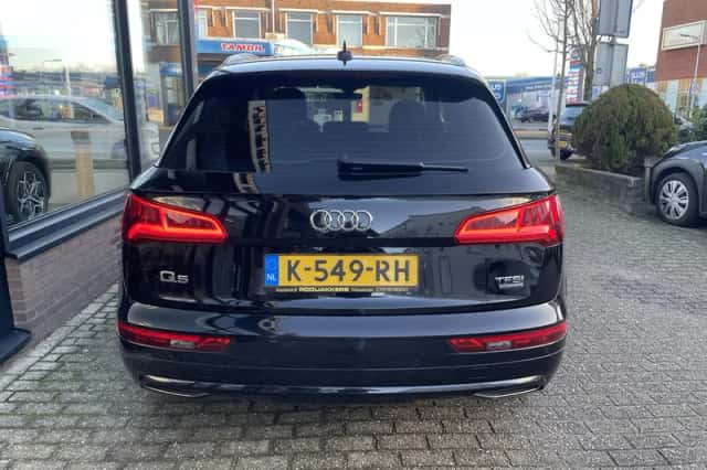 Audi Q5 (2018) thumbnail 5