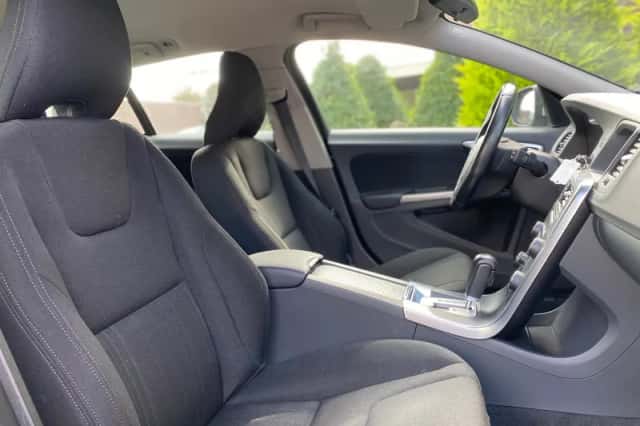 Volvo V60 (2012) thumbnail 6