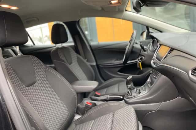 Opel Astra (2016) thumbnail 6
