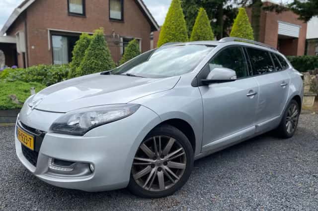 Renault Mégane (2013) thumbnail 2