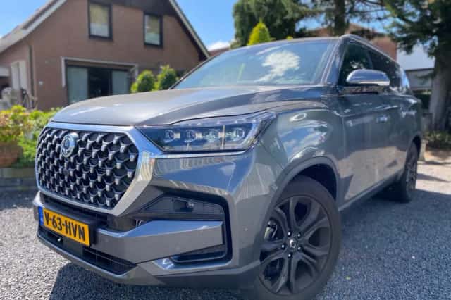 SsangYong Rexton (2024) thumbnail 3