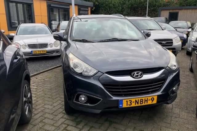 Hyundai ix35 (2010) thumbnail 1