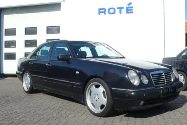 Mercedes-Benz E-Klasse (1997) thumbnail 1