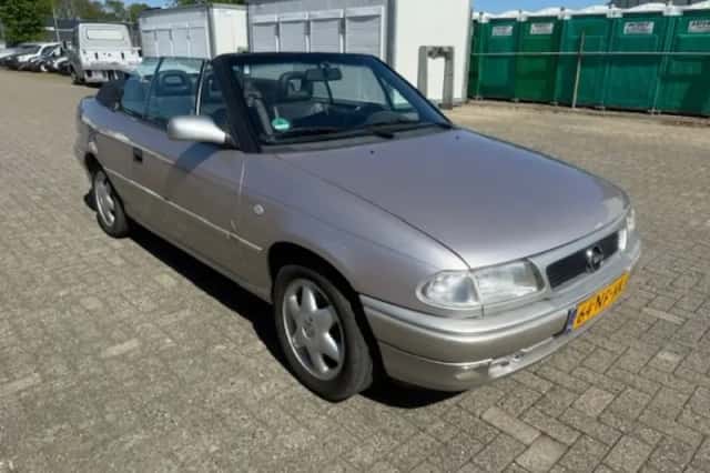 Opel Astra (1999) thumbnail 3