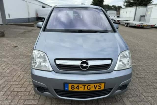 Opel Meriva (2006) thumbnail 2