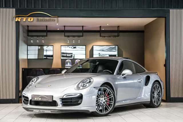 Porsche 911 (2013) thumbnail 1