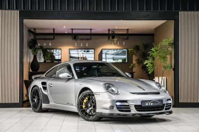 Porsche 911 (2010) thumbnail 4