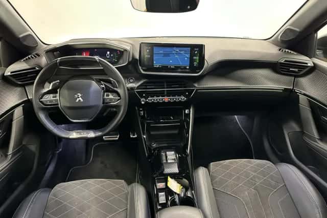 Peugeot 208 (2022) thumbnail 2