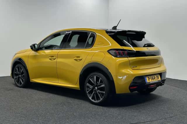 Peugeot 208 (2022) thumbnail 4