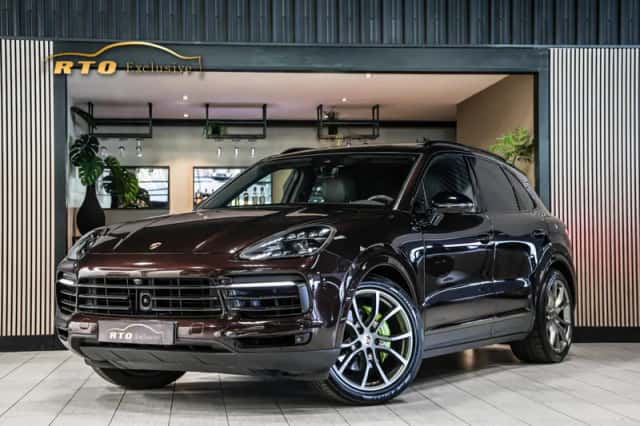 Porsche Cayenne (2018) thumbnail 1