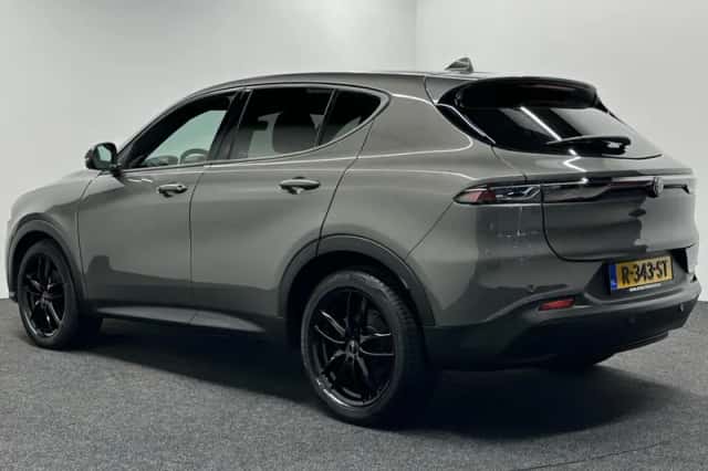 Alfa Romeo Tonale (2022) thumbnail 4