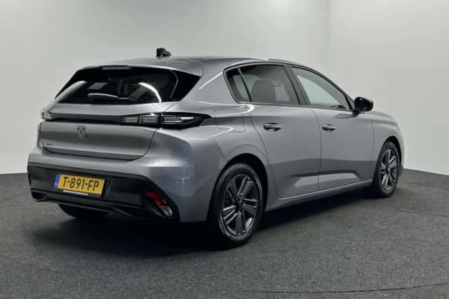 Peugeot 308 (2023) thumbnail 5