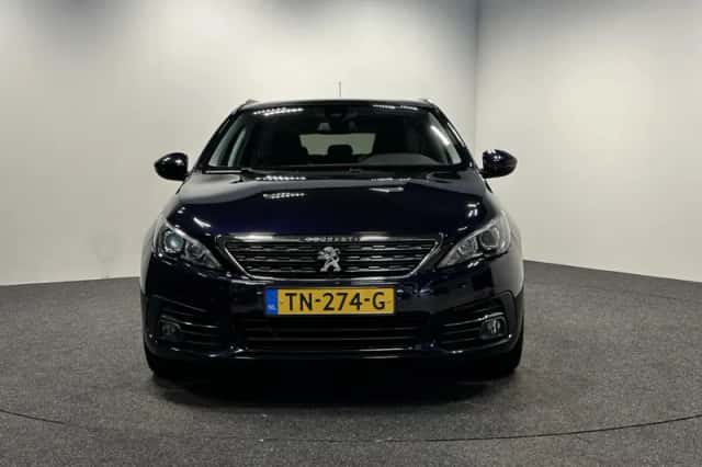 Peugeot 308 (2018) thumbnail 6