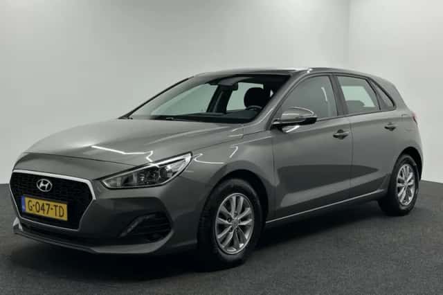 Hyundai i30 (2019) thumbnail 1