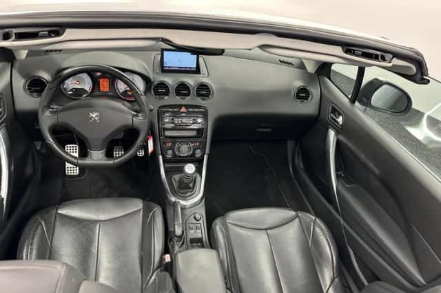 Peugeot 308 (2009) thumbnail 2