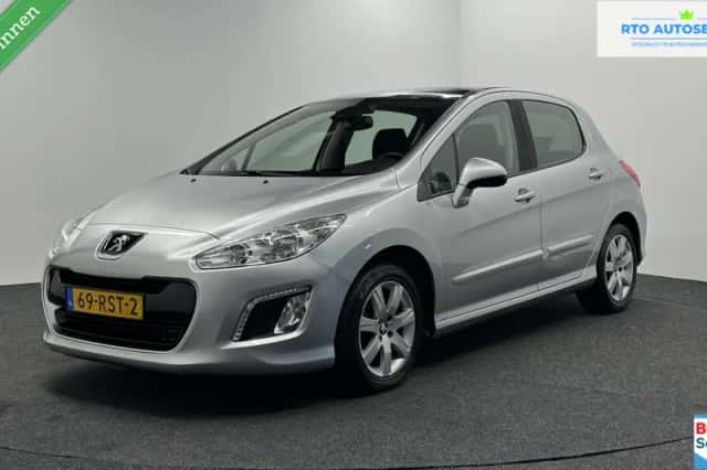 Peugeot 308 (2011) thumbnail 1