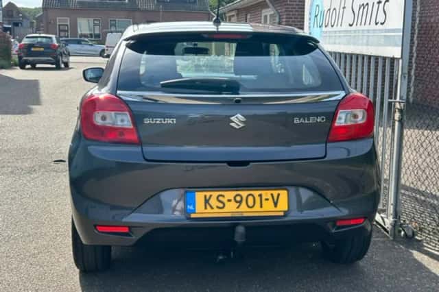 Suzuki Baleno (2016) thumbnail 4