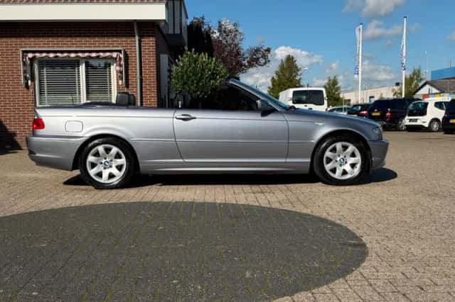 BMW 3-Serie (2004) thumbnail 4
