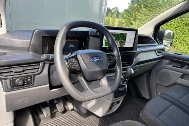 Ford Transit (2024) thumbnail 6