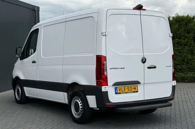 Mercedes-Benz Sprinter (2021) thumbnail 4
