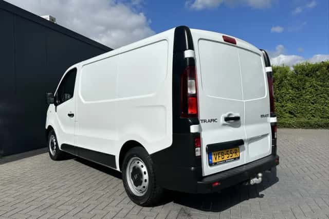 Renault Trafic (2020) thumbnail 4