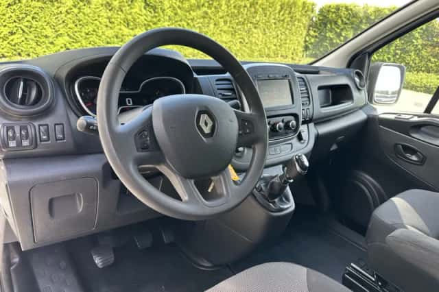 Renault Trafic (2020) thumbnail 6