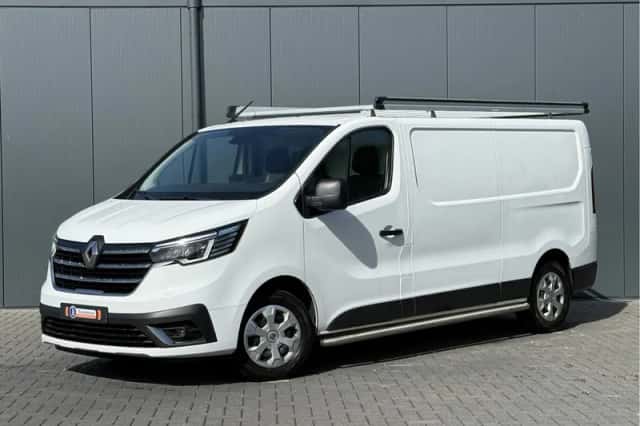 Renault Trafic (2023) thumbnail 1