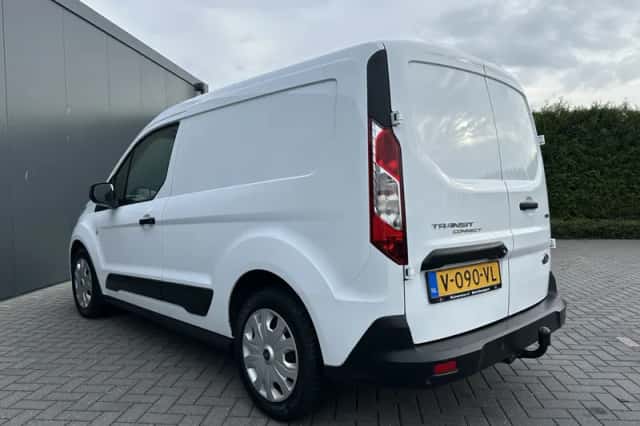 Ford Transit (2019) thumbnail 4
