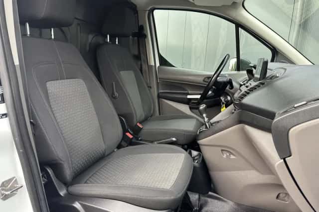 Ford Transit (2019) thumbnail 5