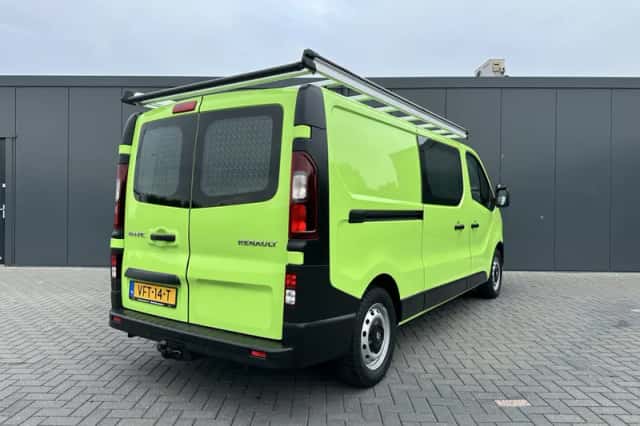 Renault Trafic (2020) thumbnail 2