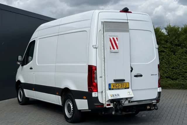 Mercedes-Benz Sprinter (2020) thumbnail 4
