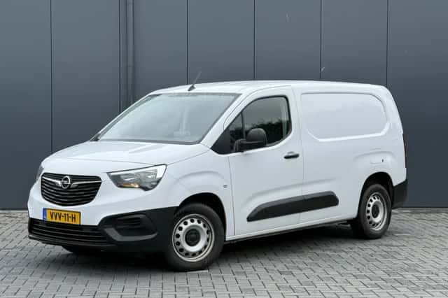 Opel Combo (2023) thumbnail 1