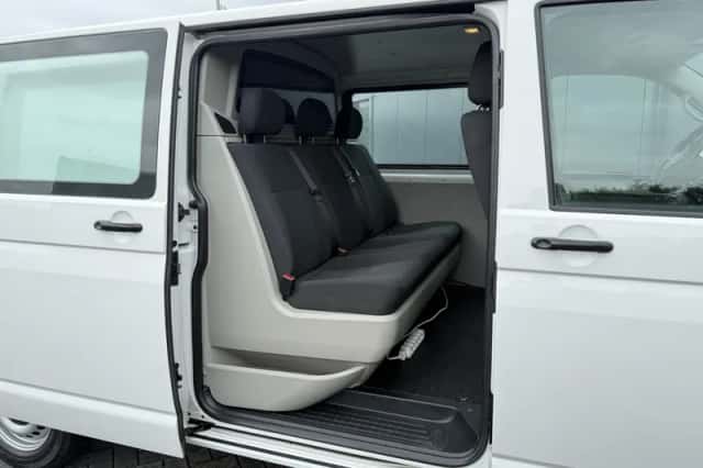 Volkswagen Transporter (2019) thumbnail 6