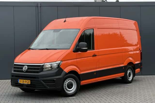 Volkswagen Crafter (2021) thumbnail 1